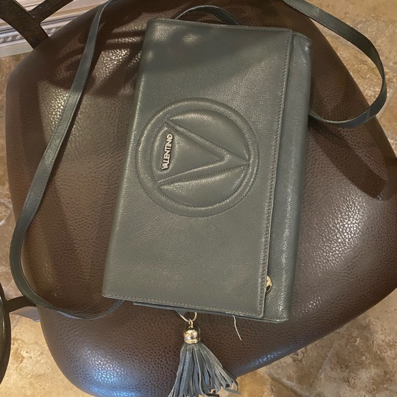 Valentino Handbags - Valentino Shoulder Bag 👜